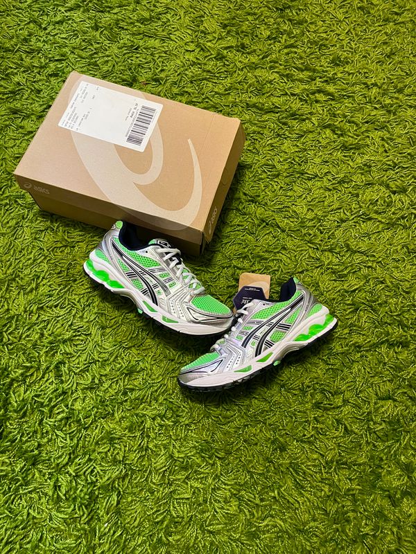 ASICS Gel-Kayano 14